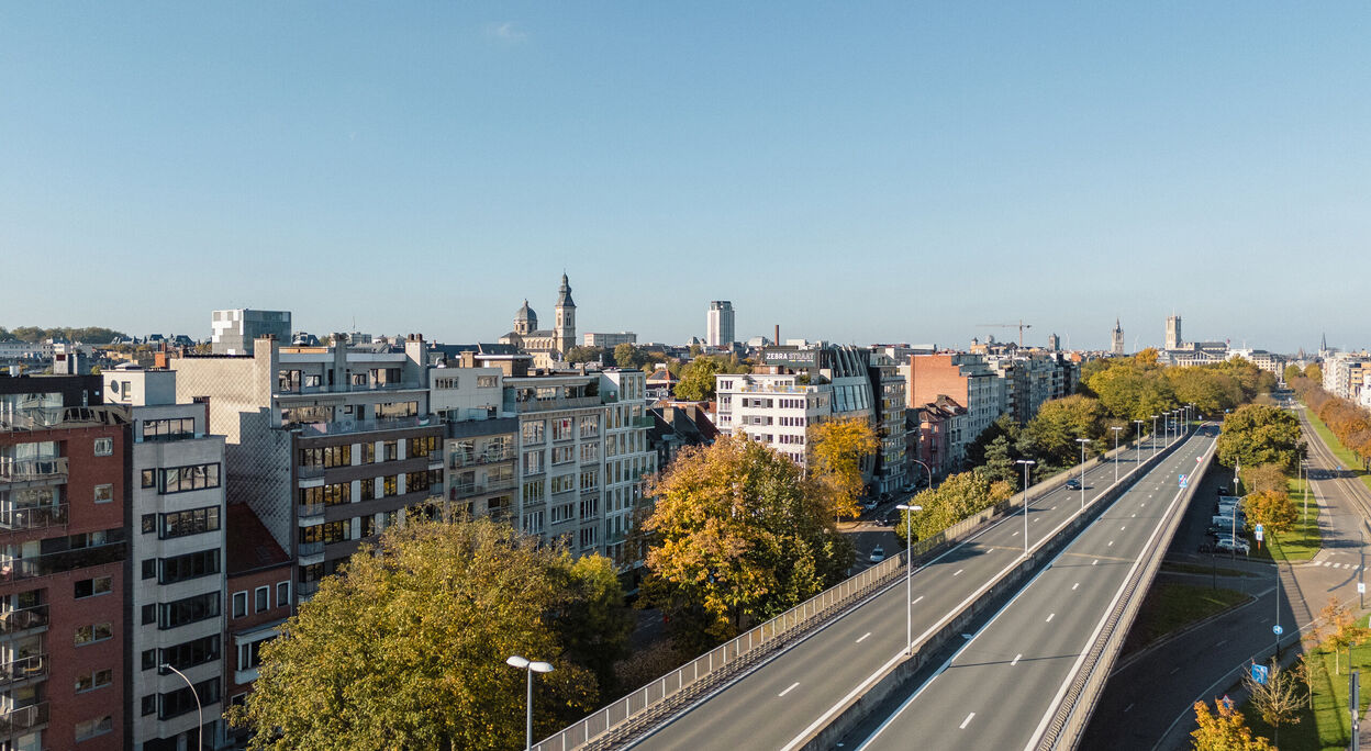 Appartement met 2 slaapkamers en terras nabij het Zuidpark