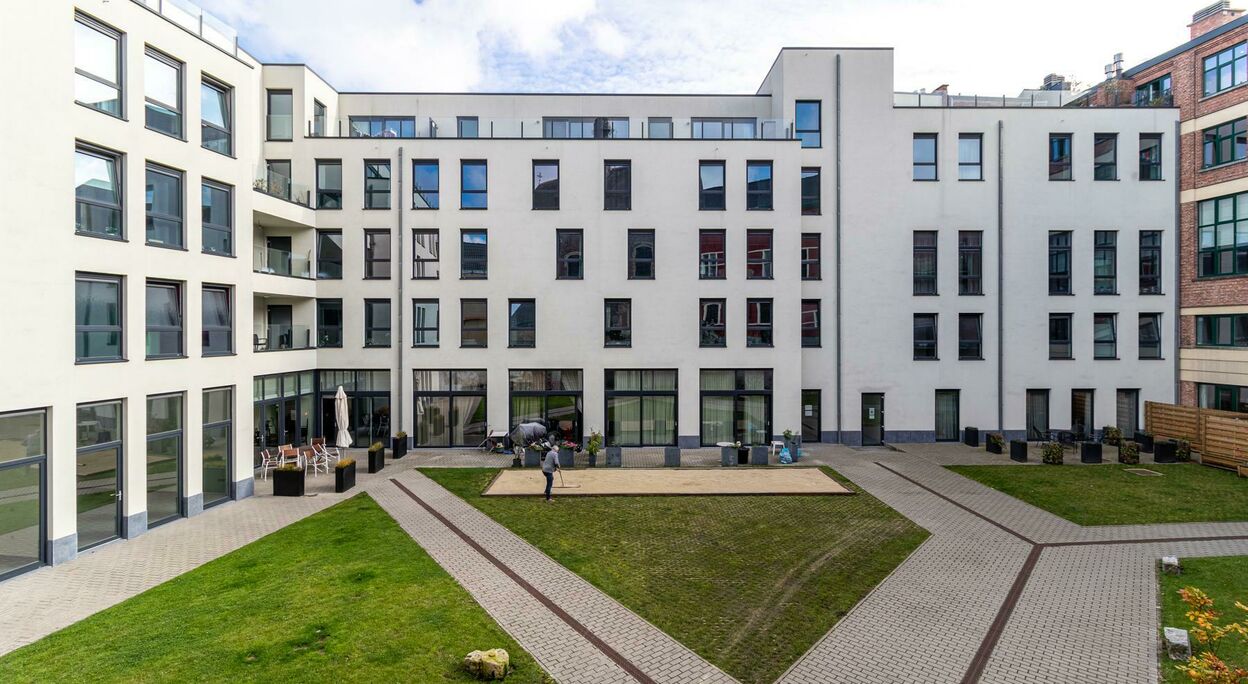 Polyvalente ruimte met terras in Gent