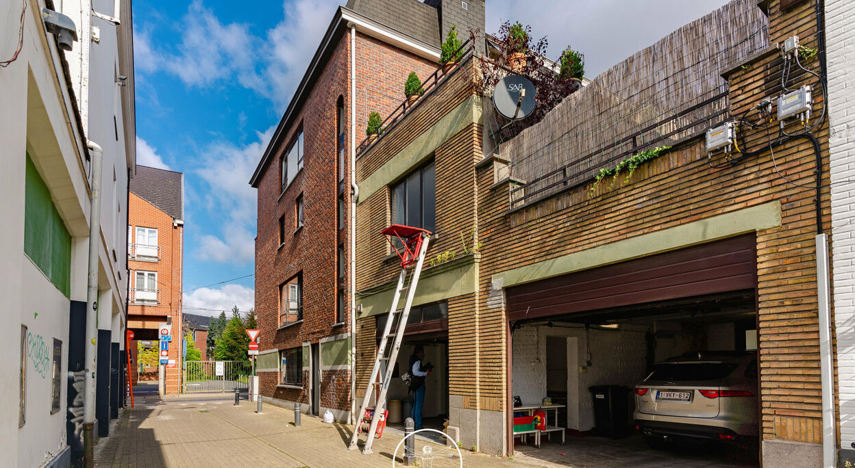 Gebouw voor gemengd gebruik te koop in Gent