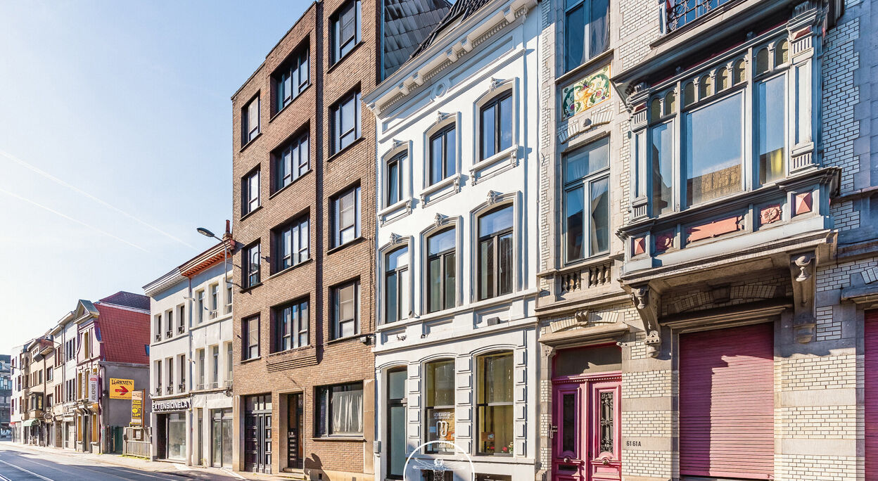 Gebouw voor gemengd gebruik te koop in Gent