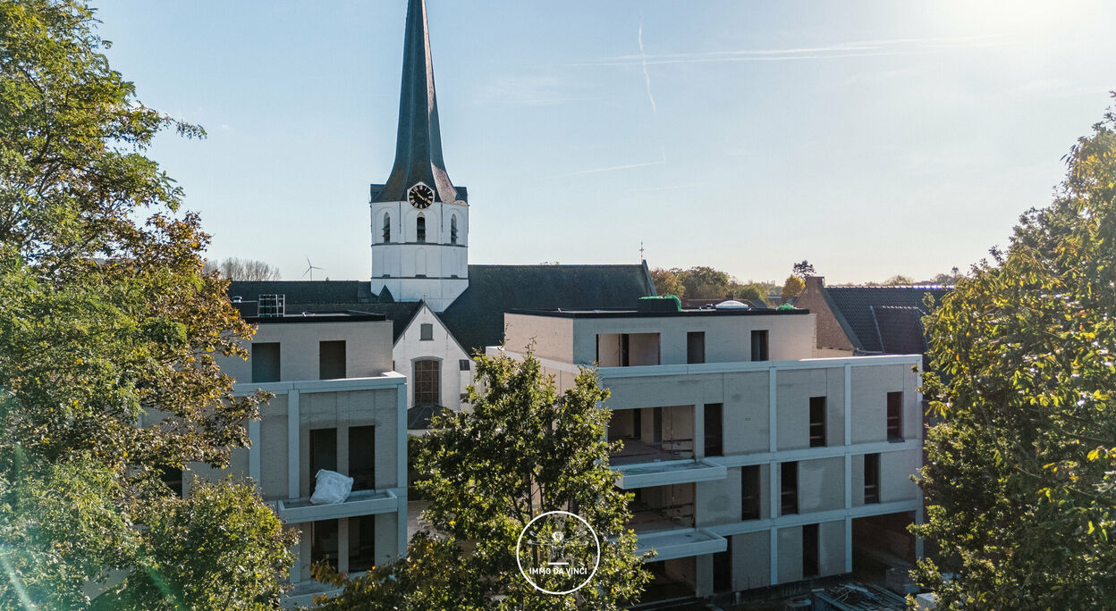 Gelijkvloerse verdieping te koop in Evergem