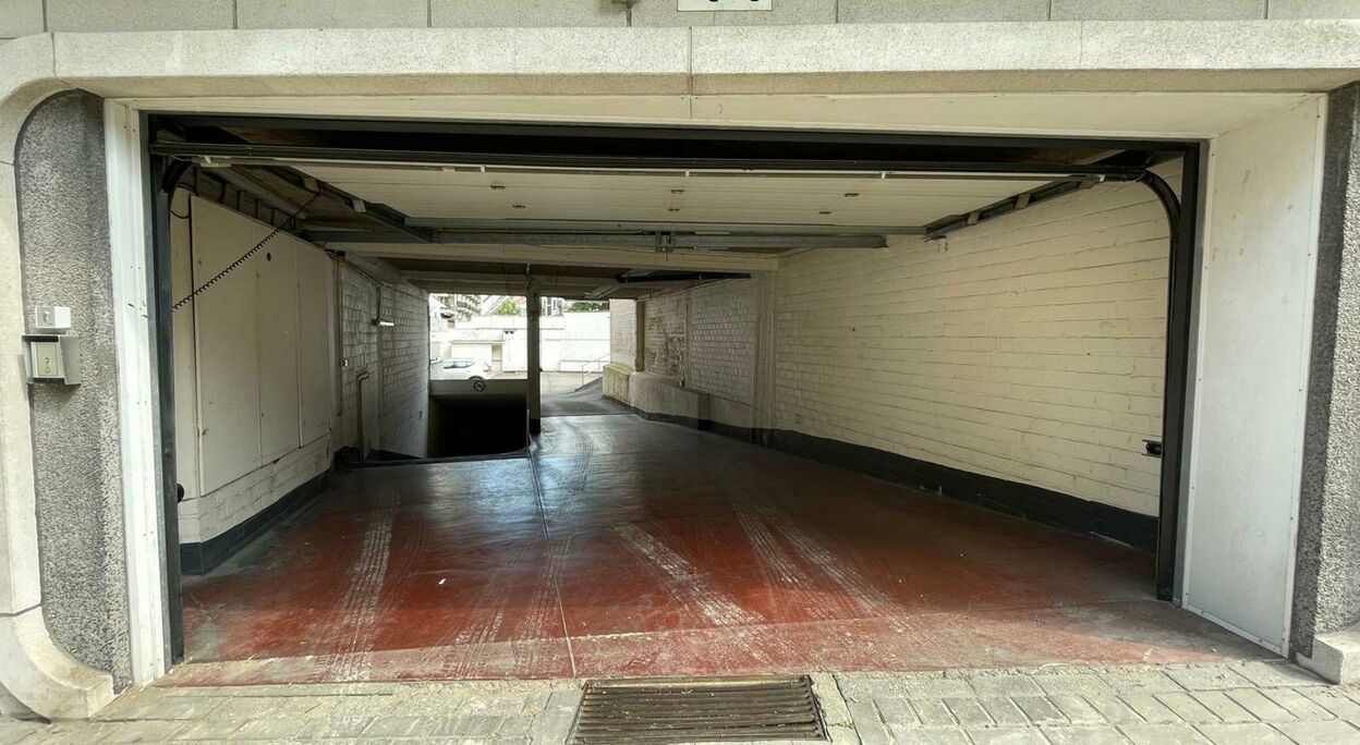 Gesloten garagebox te huur in Gent