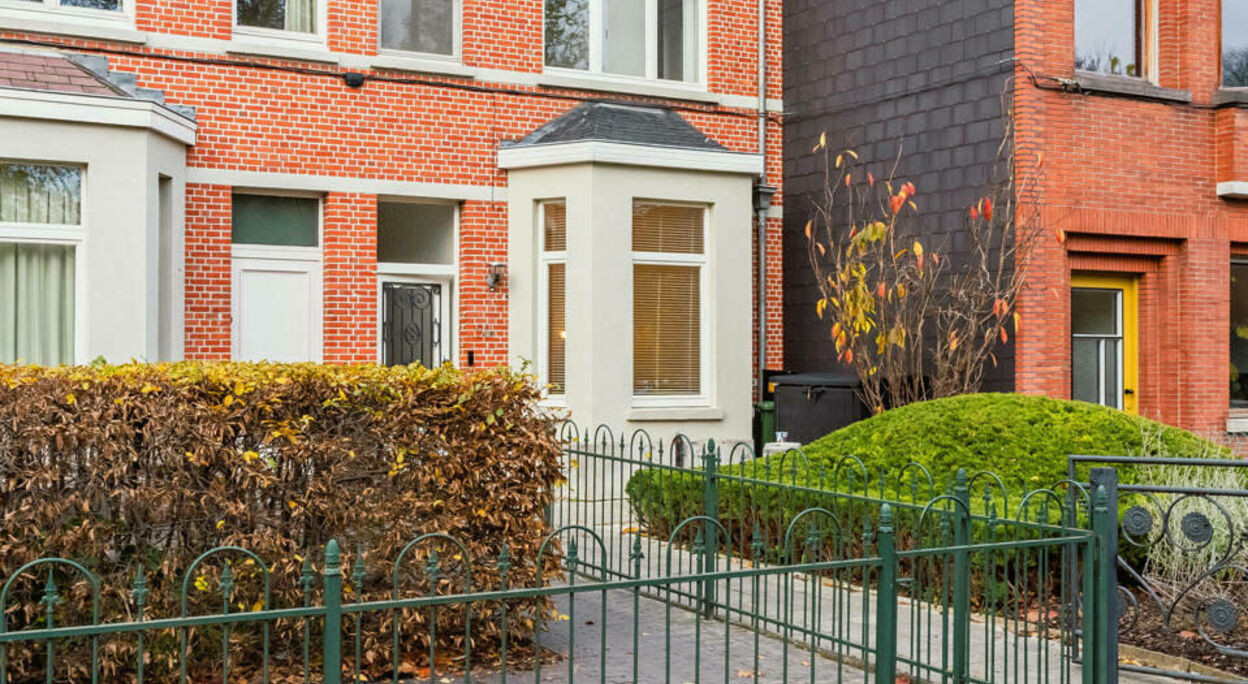 Woning met 4 slaapkamers en tuin nabij het centrum van Gent