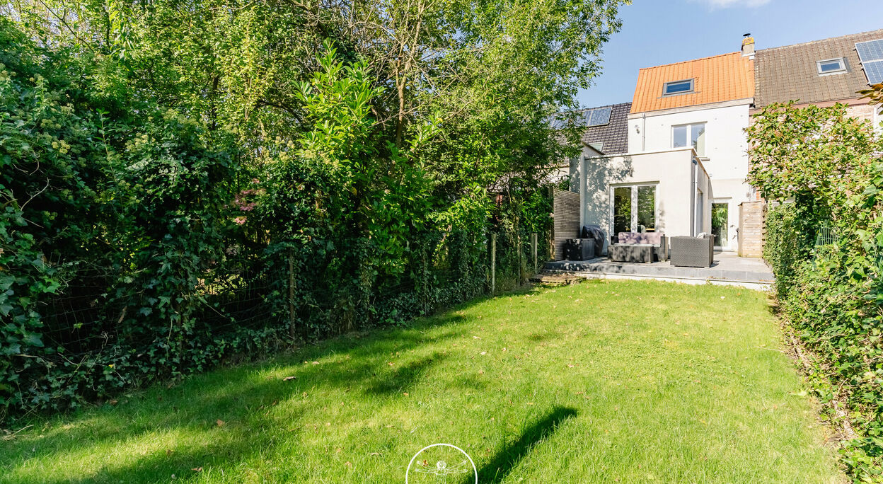 Woning met 2 slaapkamers terras en zuidgerichte tuin te Mariakerke