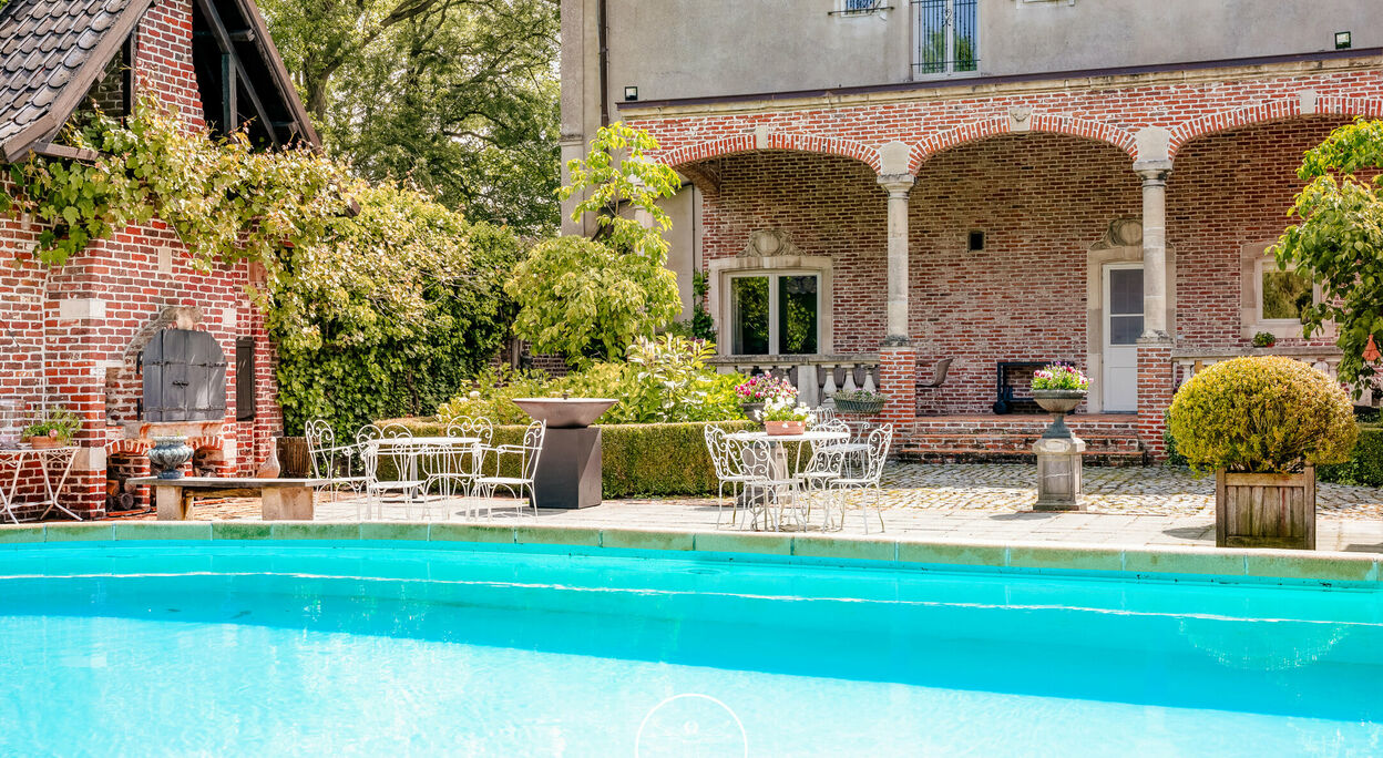 Kasteel du Grand Châtelet op een prachtig domein in Celles