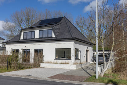 Villa te koop in Hansbeke